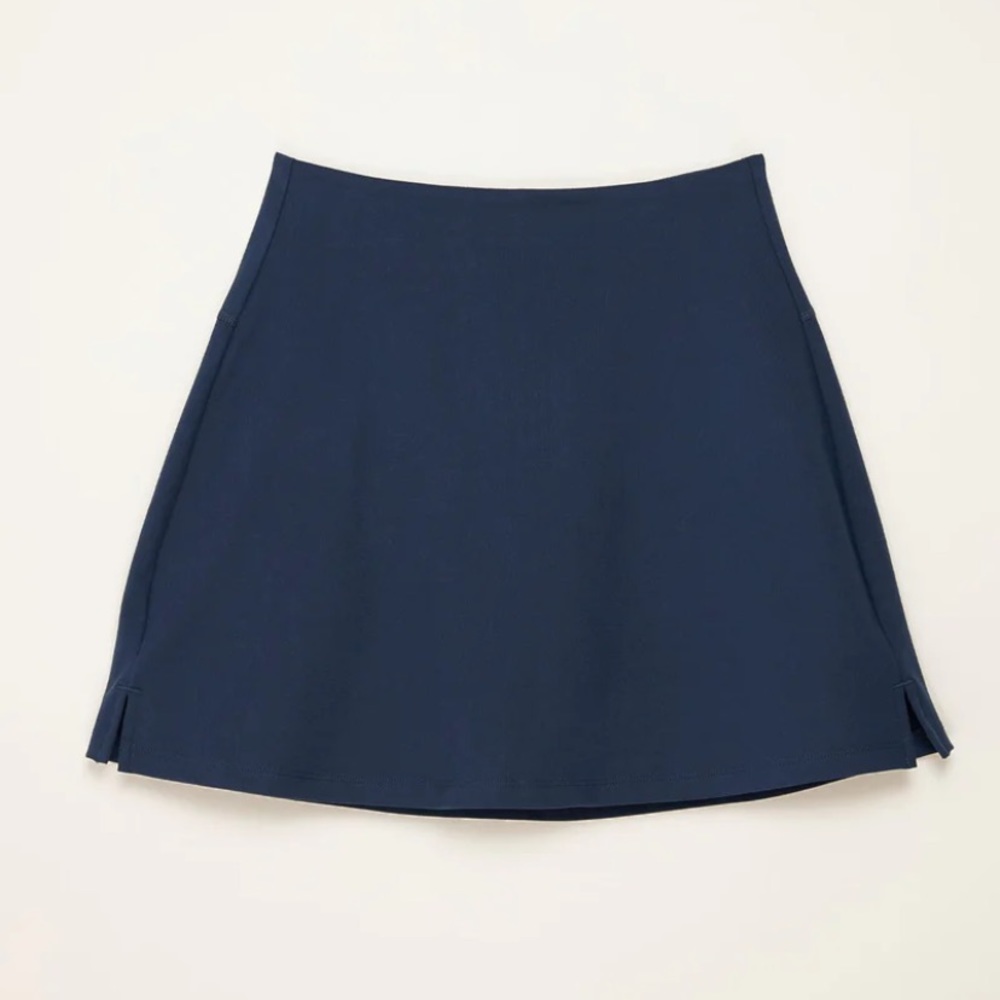 Girlfriend Collective Skort in midnight size small